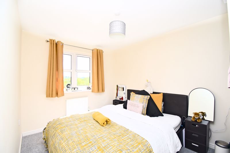 Bedroom- click for photo gallery